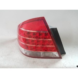 Cincocientas Luces Traseras Izquierdas Usadas - Product Image 1