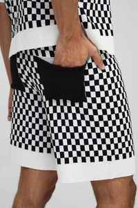 Shorts décontractés pour hommes à motif à carreaux, taille élastique, avec empiècements, coupe mi-haute - Product Image 5