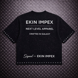 T-shirt personnalisé 360 grammes en flanelle écologique 100% coton, coupe courte, délavé à l'acide, effet vieilli, sérigraphie, ourlet brut, strass, coupe carrée - Product Image 2