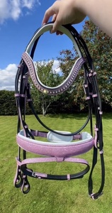 Bridon équestre en cuir personnalisé pour chevaux, fournitures équestres, bridons anatomiques rose scintillant, rênes en cuir rembourrées et douces - Product Image 2