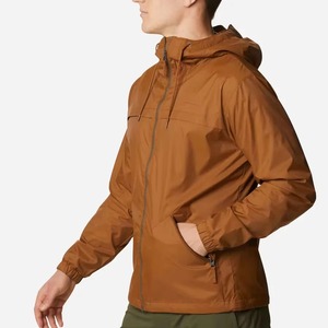 Chaqueta Impermeable Casual para Hombre con Material Reflectante, Chaqueta Impermeable Termosellada Personalizada con Cierre de Cremallera - Product Image 3