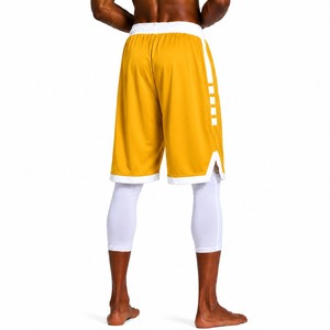 Shorts de basket-ball personnalisés pour hommes, jaunes et blancs à rayures, séchage rapide, shorts de sport respirants pour l'entraînement athlétique. - Product Image 2