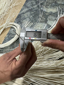 แกนหวายแบบยั่งยืนคุณภาพสูงจากเวียดนามวัตถุดิบแบบแบนทรงกลมสำหรับงานประดิษฐ์เฟอร์นิเจอร์และของตกแต่งบ้านตามสั่ง - Product Image 2