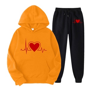 Sudadera con Capucha Roja con Estampado de Latido de Corazón, Conjunto de Pantalones Deportivos Negros, Chándal Informal Unisex de Manga Larga, Ropa de Otoño de Algodón - Product Image 4