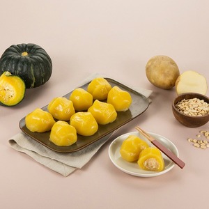 [MILWON] Pastel de Arroz de Calabaza Dulce Coreano con Textura Masticable para Venta Minorista de Comida Coreana - Product Image 1