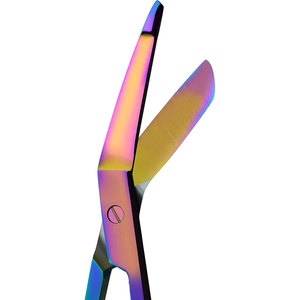 Ensemble chirurgical de pinces hémostatiques et ciseaux en titane arc-en-ciel – Construction durable en acier inoxydable pour une coupe et un serrage précis et facile - Product Image 6