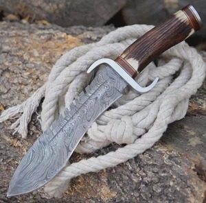 Couteau de chasse et de camping en acier Damas fait main, manche en corne de cerf, lame fixe de 16 pouces, personnalisable, OEM, survie tactique - Product Image 5