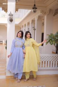 High Quality Mal Chanderi with <b>Beads</b> Embroidered Round-Flared Readymade Kurti-Pant Dupatta Collection Supplier from India - Product Image 2