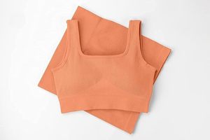 Ensemble de yoga côtelé à col carré, short taille haute, sans manches, deux pièces, couleur unie, respirant, séchage rapide, sans couture, en Spandex et Polyester - Product Image 6