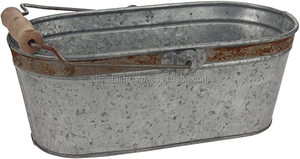 Macetas y jardineras de metal galvanizado, cubo ovalado con embellecedor de óxido y mango de madera para jardín personalizable - Product Image 2