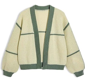 Pull-over élégant pour femme à manches chauve-souris, tricoté ample, chaud pour l'hiver, couleur unie, style minimaliste - Product Image 1
