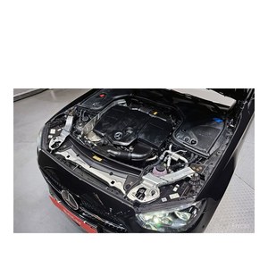 Mercedes-Benz Classe E E220d 4MATIC AMG Line 2023, 11 740 km, Diesel, Automatique, Sièges en Cuir, Volant à Gauche, Caméra Arrière - Product Image 6