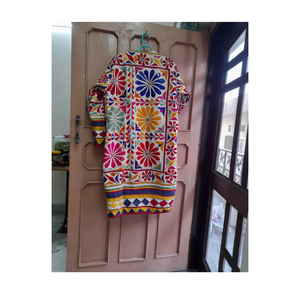 เสื้อแจ็คเก็ตผ้าปะติดปักมือสไตล์บันจารา วินเทจ ลายชนเผ่า โบโฮ สำหรับผู้หญิง แฟชั่นดีไซเนอร์ - Product Image 2