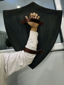 Diseño de madera Medieval Hylian Shield 24 pulgadas Legend of Zelda Inspirado Wood Warrior Props Blue Zelda Templar Armor Shield Costume - Product Image 2