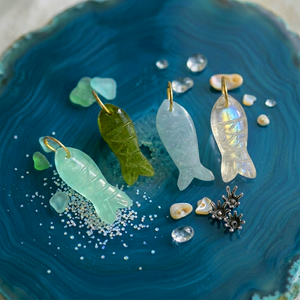 Colgante de Pez de Cuarzo Cristalino Tallado a Mano, Amuleto Transparente con Aro Dorado, Colgante de Piedra Preciosa Inspirado en el Océano para la Creación de Collares - Product Image 5