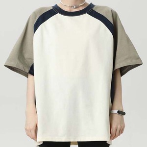 เสื้อยืดคอกลมแขนแร็กแลนตัดต่อสีสำหรับผู้ชาย ทรงปกติ ผ้าฝ้าย สีพื้น ดีไซน์บล็อกสี - Product Image 3