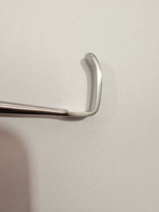ชุดเครื่องมือผ่าตัดแบบใช้มือ ยี่ห้อ Jamso Industries รุ่น TC Senn Muller Retractor ปลายแหลมสองด้าน ขนาด 15.8 ซม. ด้ามจับสีทอง ได้รับการรับรองมาตรฐาน CE - Product Image 4