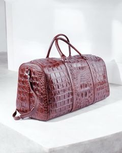 Bolsa de Viaje Unisex Azul con Estampado de Cocodrilo, Gran Capacidad, Cierre de Cremallera, Asa Suave - Product Image 2