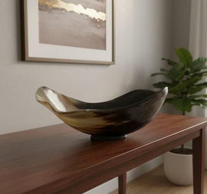 Bol en corne de buffle, accessoire de bureau, saladier par B H Brothers - Product Image 3