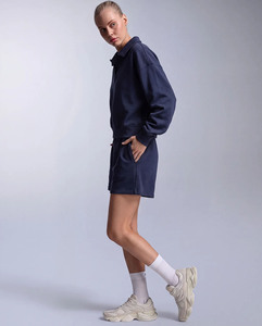 <b>Top</b> Selling OEM Custom Logo Women's Crop Hoodie & <b>Shorts</b> 2 Pieces <b>Set</b> Women's Tracksuits Breathable Women's Matching <b>Shorts</b> <b>Set</b> - Product Image 3