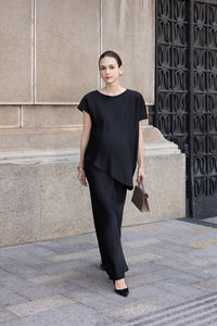 Conjunto de 2 Piezas para Mujer, Verano, Mezcla de Seda, Asimétrico, Elegante, Corte Diagonal, Cuello Redondo, Manga Corta, Casual, Sólido, Transpirable, Elegante - Product Image 4