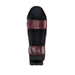 Espinilleras Profesionales de Cuero para Karate con Protectores de Pierna Ligeros y Protectores de Pies Extraíbles Hechas en Pakistán - Product Image 2