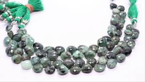 Cuentas facetadas de esmeralda en forma de corazón, cuentas de esmeralda con forma de corazón para la fabricación de joyas, cuentas de esmeralda en forma de corazón de 10-11 mm, por mayorista indio. - Product Image 6