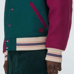 Ensemble veste universitaire homme vert et violet, coupe droite, style preppy, blocs de couleur, fermeture boutonnée simple, et pantalon en velours côtelé - Product Image 6