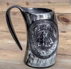 Mug en corne rustique, écologique et fait main pour bière, hydromel et bière artisanale - Design moderne pour bars à domicile et festivals - Product Image 3
