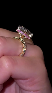 Bague de fiançailles en or 14 carats avec diamant ovale rose et halo caché pour femme, cadeau idéal pour un anniversaire ou la Saint-Valentin - Product Image 2