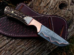 Cuchillo vaquero Skinner de acero damasco y cobre con funda de cuero y mango de cuerno de ciervo, regalo para él, regalos de boda, regalo para hombre - Product Image 2