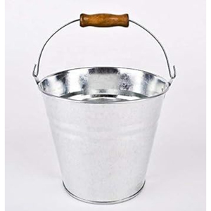 Cubo de Acero Galvanizado de Primera Calidad con Asa de Madera, Cubo Doméstico Duradero, Decoración de Jardín a Precio Accesible - Product Image 1