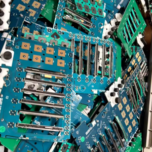 Meilleur prix pour les débris de cartes mères d'ordinateurs |   Déchets de RAM |   Processeurs CPU de récupération (modèle DE) – Stock en vrac disponible à prix de gros - Product Image 1