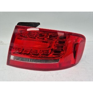 A4 B8 8K 2007-2011 ที่ใส่หลอดไฟท้าย LED ด้านขวา มือสอง ของแท้ 17126902 - Product Image 1