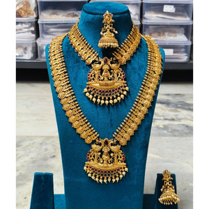 Juego de Collar y Aretes Étnicos para Mujer, Chapado en Oro Mate Tradicional con Cristales de Imitación, Origen Maharashtra, para Bodas, JeweleMarket - Product Image 1