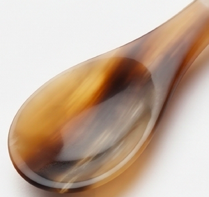Ensemble de mini-cuillères en corne naturelle avec manche en bambou, poli naturellement avec manche en résine, idéal pour les salades, la vaisselle et l'utilisation en cuisine - Product Image 2