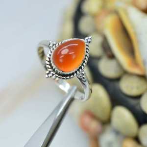 Bague en argent sterling 925 avec pierre précieuse naturelle de cornaline lisse sculptée en forme de poire, idéale pour les fêtes, pour hommes et femmes, vente en gros - Product Image 5