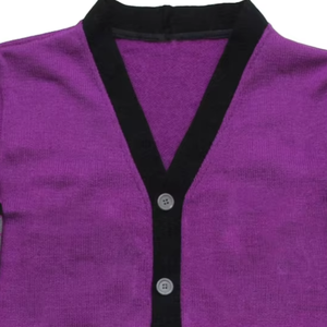 Cárdigan personalizado con cuello en V para mujer, diseño bordado, tejido informal de invierno de alta calidad para escuelas/colejos y universidades - Product Image 2
