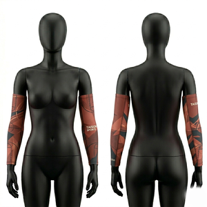 Manguito de Baloncesto Premium de Poliéster y Spandex de 220 GSM, Tejido Elástico Transpirable, Diseño de Paneles Rojo y Dorado, Logotipo Personalizado por Sublimación - Product Image 3