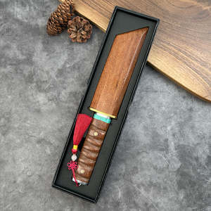 Couteau de chasse en acier de Damas forgé à la main, manche en bois massif, avec étui en cuir inclus - Product Image 2