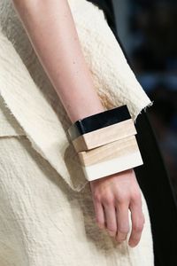 กำไลเรซิ่นทำมือ พิมพ์ลายดิจิทัล สีพื้น งานแฮนด์เมดคุณภาพสูง เครื่องประดับแฟชั่นสำหรับผู้หญิง ขายส่ง ส่งออก - Product Image 4