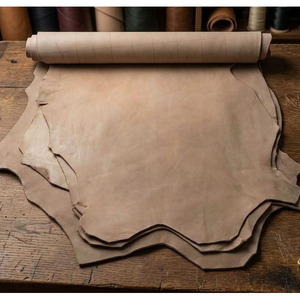 Cuir de buffle de première qualité, tanné végétal, demi-peaux épaisses, grain plein, couleur naturelle, pour la fabrication de ceintures, sacs et outils. - Product Image 1