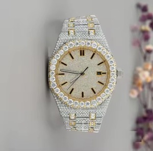 Montre en acier inoxydable sertie de moissanite, boîtier rond de 38 mm, mouvement à quartz analogique, montre-bracelet de luxe unisexe tendance - Product Image 1