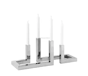 Portavelas Navideño de Estilo Europeo en Tendencia, Impreso en Letterpress, Acabado Dorado, Hecho a Mano, Metal Elegante, Decoración para el Hogar de Primera Calidad - Product Image 1