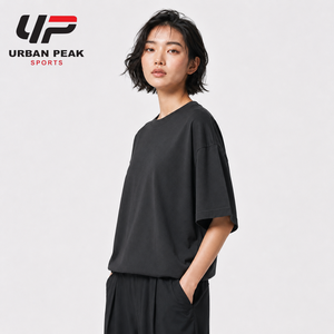 Camiseta Extra Grande Premium para Mujer con Corte Holgado, Tacto de Algodón Suave, Estilo Urbano Moderno, y Colores y Tallas Personalizadas - Product Image 4
