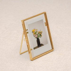 Mini cadre photo rectangulaire en laiton doré pour table en verre, décoration maison et bureau - Product Image 2