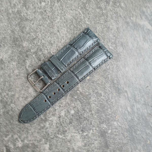 Correa de Reloj Inteligente Luxali de Alta Calidad Hecha a Mano con Cuero de Cocodrilo 100% Genuino, Correa de Piel de Caimán Vintage de Acero Inoxidable de 18mm-22mm - Product Image 2