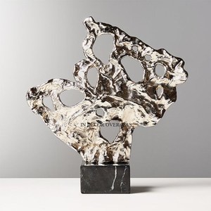 Sculpture de grenade en laiton doré de haute qualité, faite à la main, avec incrustation de cristal rose, décoration Art Déco pour la présentation sur table de salon - Product Image 4