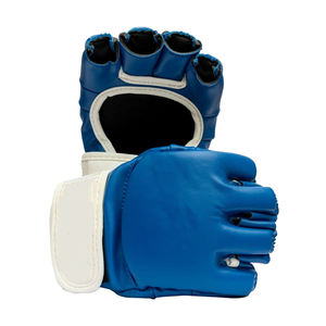 Gants de boxe et de MMA professionnels en cuir PU avec logo personnalisé, fermeture réglable, antidérapants, sangle de poignet ajustable, fabriqués au Pakistan - Product Image 1