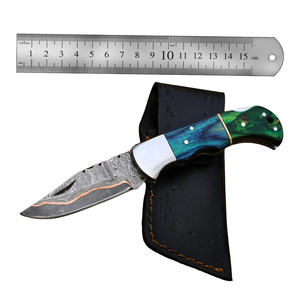 Cuchillo Plegable de Acero de Damasco Premium, Tamaño de Bolsillo, Mango de Madera, Filo Afilado, Herramienta Utilitaria para Uso Diario al Aire Libre, Compacto y Práctico - Product Image 2